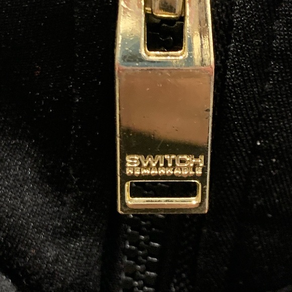 Switch Remarkable MGM Black and Gold Lightweight Jacket with Stand-Up Collar - Picture 6 of 12